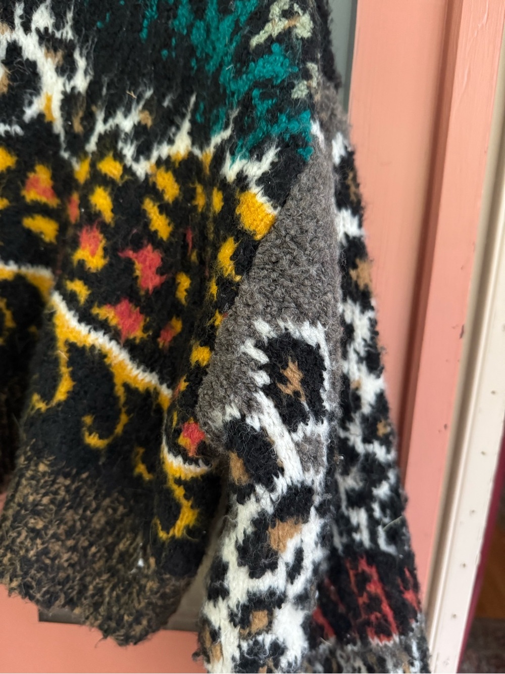 Pilcro Multicolor Patterned Crewneck Sweater - Black & Yellow - Picture 6 of 6
